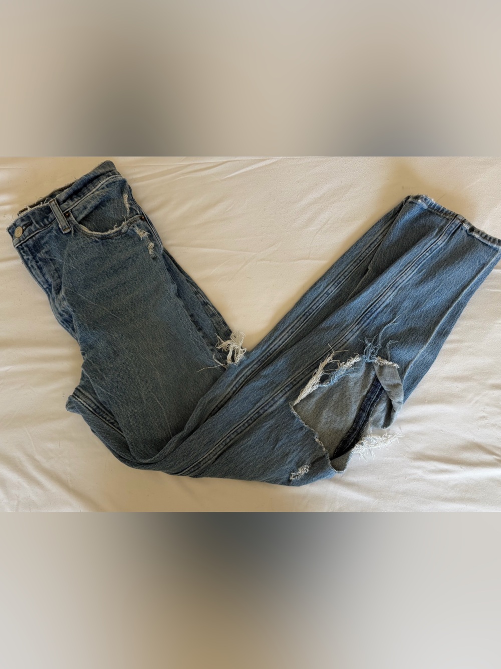 Abercrombie & Fitch Distressed Dark Blue Slim Straight Jeans